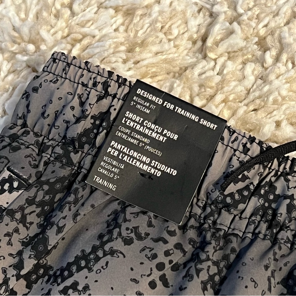 💙 NWT💙 ADIDAS Exotic Speed D4T Shorts Warm Sandstone - Picture 11 of 11